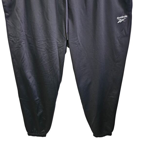 Reebok Men's XL Vector Track Pats Black Classic Athletic Training Joggers Gym - Picture 3 of 9
